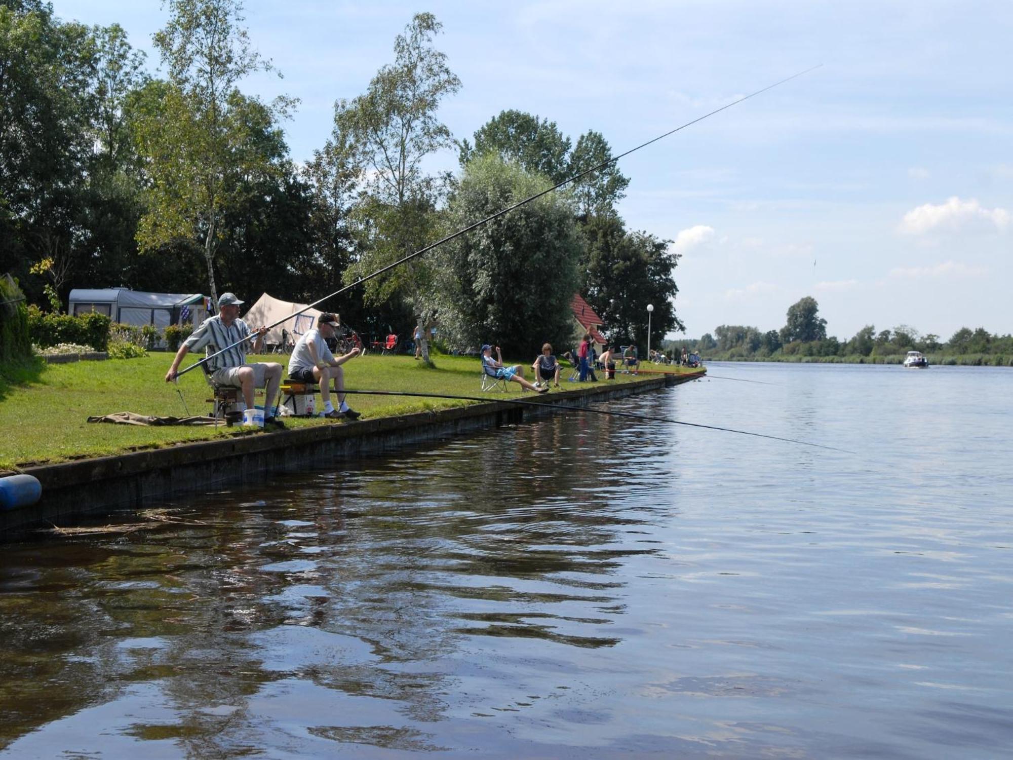 Detached Villa With Dishwasher Leeuwarden At 21Km Suameer ภายนอก รูปภาพ